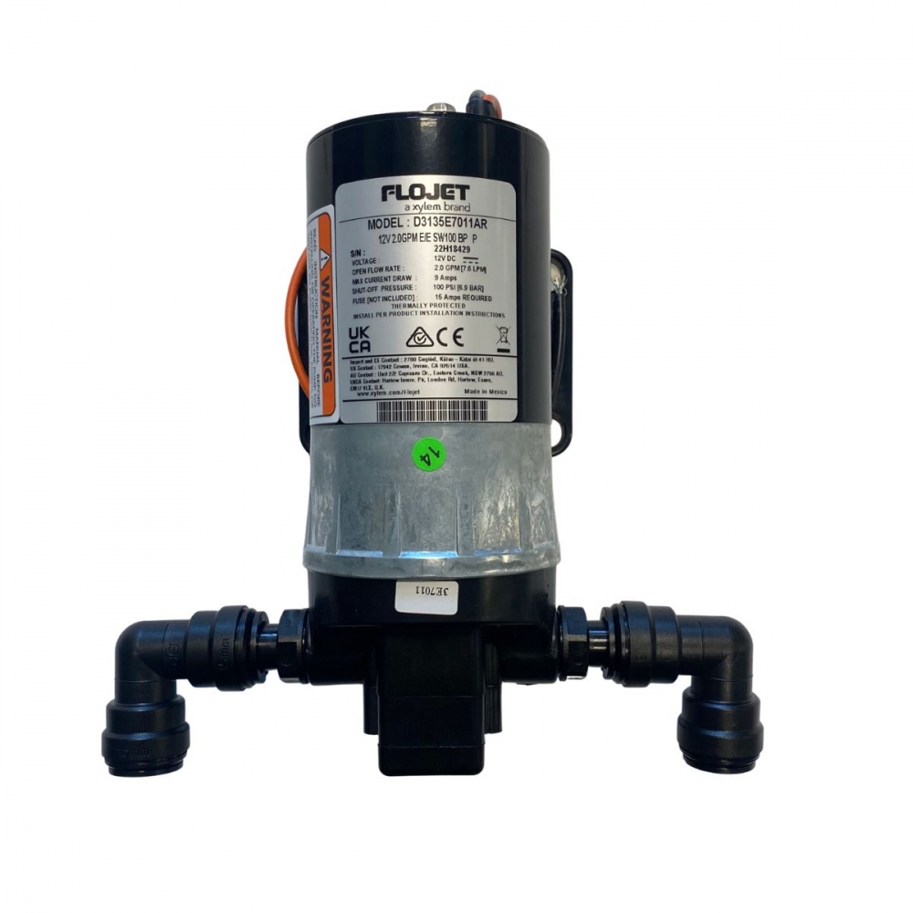 Flojet 12V hyttepumpe m/overgang 3/8