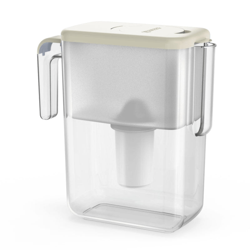 Vannfilter kanne med hvitt lokk